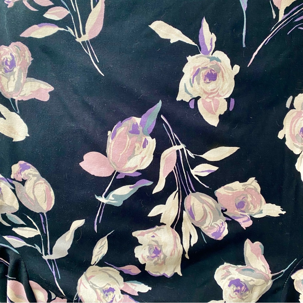 🆕 LRL Floral Stretch Cotton Slim Fit Boat
Neck Tee Shirt - Medium - Picture 4 of 6
